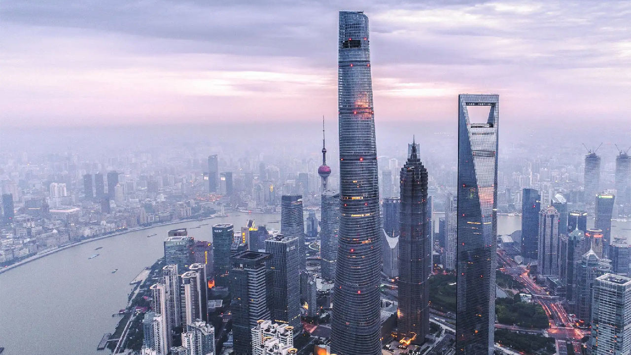 上海呼叫中心公司众多，具体怎么选看资质和稳定性这两点